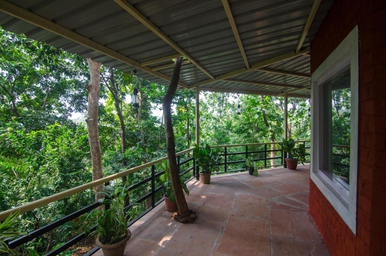 Kolar Jungle Retreat Hotel Lawa Khadi Exterior photo